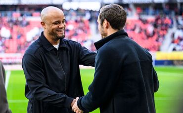 Vincent Kompany (l) und Julian Schuster (r)
