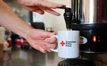 Etwa 30 Liter Kaffee werden täglich auf der DRK-Wasenwache getrunken.
