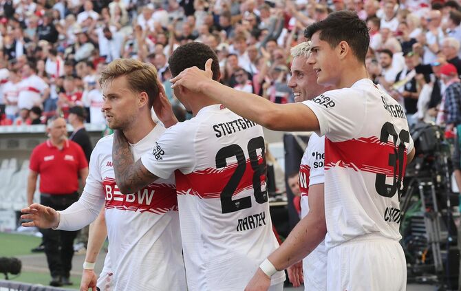 Maximilian Mittelstädt (links im Bild) traf per Elfmeter zum zwischenzeitlichen 2:1.