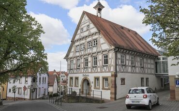 Das Rathaus in Korb - ein echtes Schmuckstück. Aber das kann doch nicht diese hohen Immobilienpreise begründen!