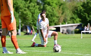 Enttäuschung bei Marvin Zimmermann: Er steigt mit dem FSV Waiblingen in die Landesliga ab.
