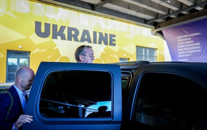 Verteidigungsminister Pistorius reist in die Ukraine