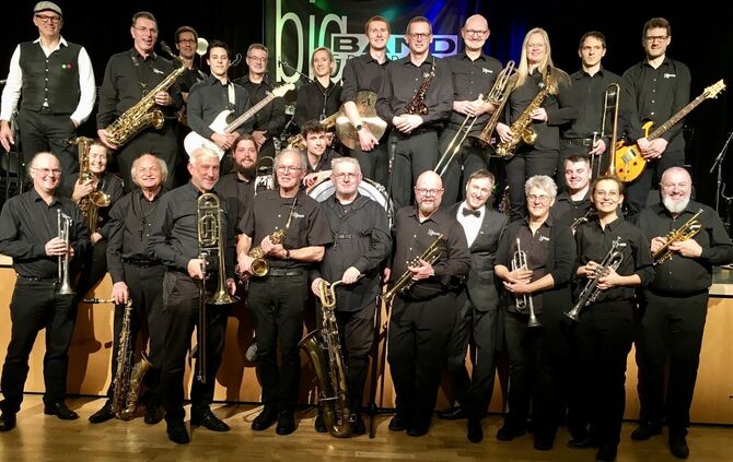 Die Big Band Freiberg gastiert beim Musik-Frühschoppen im Biergarten Schwaneninsel in Waiblingen.