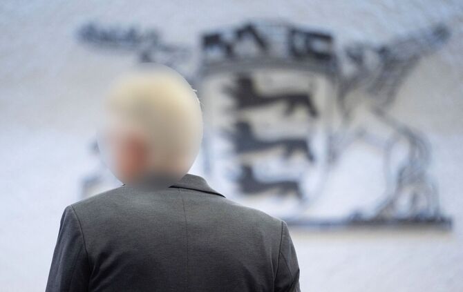 Inspekteur der Polizei steht erneut vor Gericht