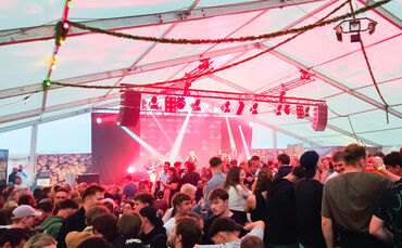 Das Festzelt beim Richtfest im vergangenen Jahr. (Archivfoto)