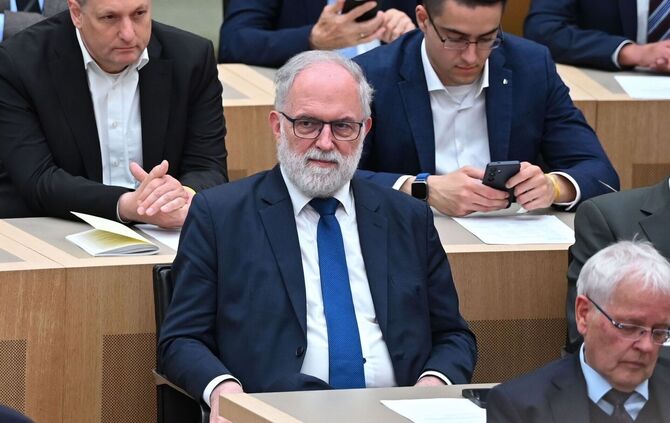 Konstituierende Sitzung des Landtags von Baden-Württemberg