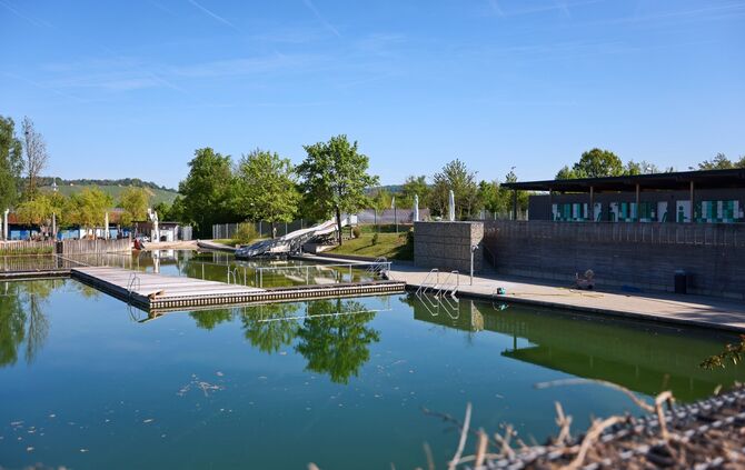 Idylle pur: das Ziegeleiseebad in Schorndorf bei schönstem Freibadwetter (Archivfoto).