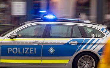 Polizeiwagen mit Blaulicht