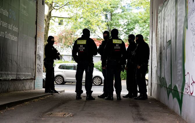 Razzia gegen Kriminalität und Schusswaffen