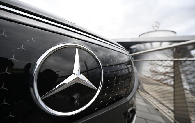 Der Verkaufsprozess für die konzerneigenen Autohäuser von Mercedes-Benz schreitet voran - auch im Südwesten. (Symbolbild)
