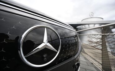 Der Verkaufsprozess für die konzerneigenen Autohäuser von Mercedes-Benz schreitet voran - auch im Südwesten. (Symbolbild)