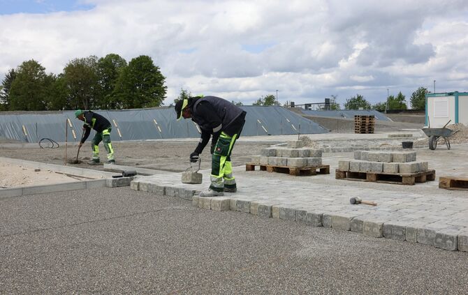 Auf der Hangweide-Baustelle geht es gut voran - aber es sind fast keine Bäume mehr da.