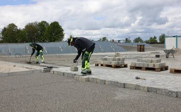 Auf der Hangweide-Baustelle geht es gut voran - aber es sind fast keine Bäume mehr da.