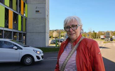 Anne Fabriz aus Beutelsbach erhebt Vorwürfe gegenüber dem Betreiber des Parkhauses des Rems-Murr-Klinikums.
