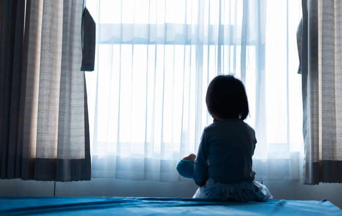 Wer kinderpornografische Inhalte konsumiert, muss sich bewusst sein, es steht ein realer Missbrauch dahinter.