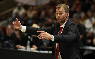 Anton Gavel