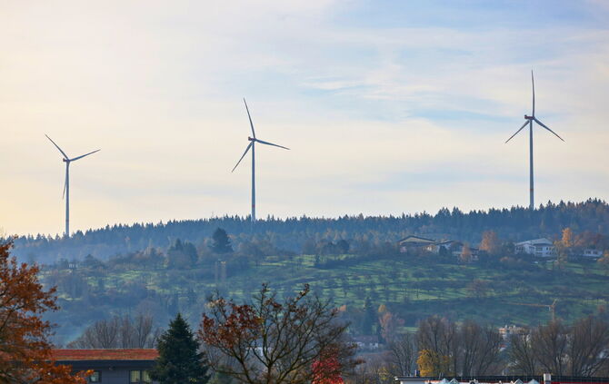 Befürworter hadern, Gegner hoffen: Wird ein Gesetz die Rentabilität von Windkraft in Baden-Württemberg senken?