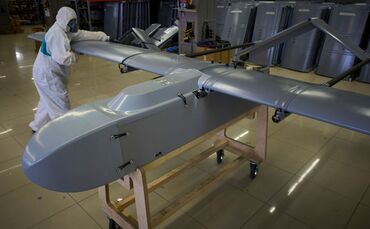 Ukraine-Krieg - Drohnenfabrik in der Ukraine