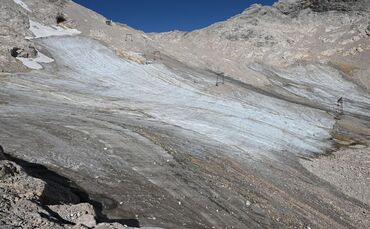 Schmelzender Gletscher auf der Zugspitze