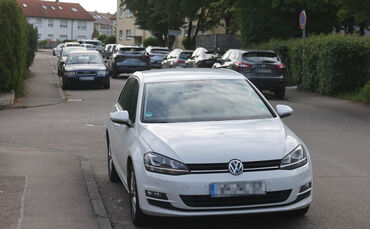 Parksituation in der Bildäckerstraße in Waiblingen-Hohenacker.