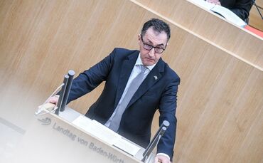 Landtag Stuttgart - Erste Regierungserklärung Özdemirs