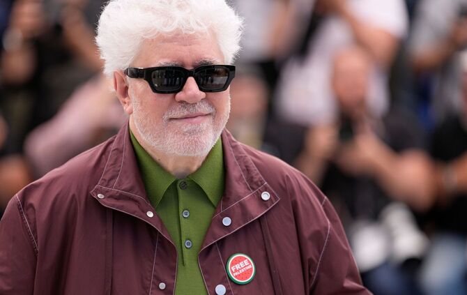 Filmfestival in Cannes - "Bitter Christmas"