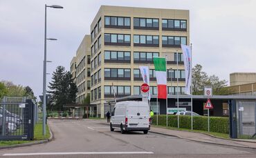 Einfahrt zum Syntegon-Areal (ehemals Bosch Packaging) in Waiblingen.