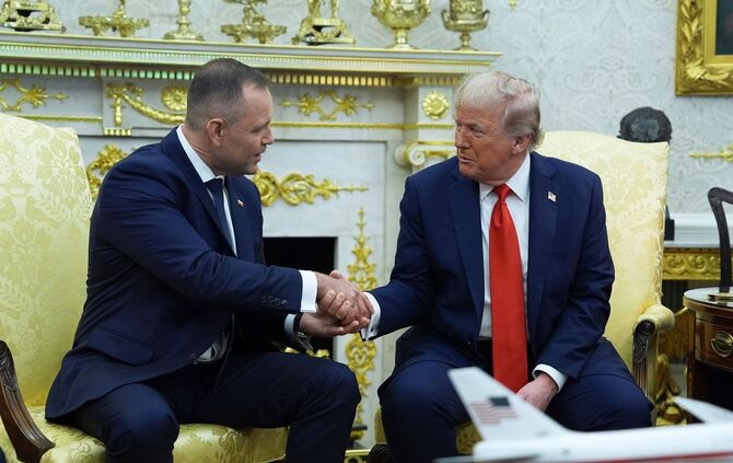 Polens Staatschef Nawrocki in Washington