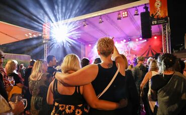 Mega-Stadtfest mit vollem Programm und insgesamt 16 Bands und Musikgruppen auf zwei Bühnen (Archivfoto)