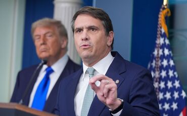 Präsident Donald Trump und Justizminister Todd Blanche