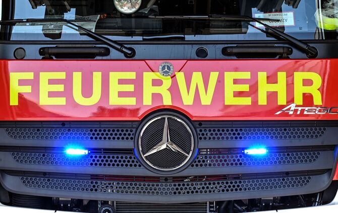 Feuerwehrfahrzeug - Symbolbild
