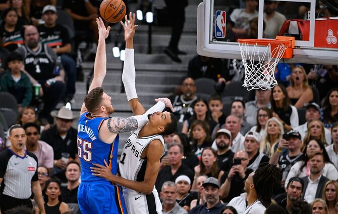 San Antonio Spurs - Oklahoma City Thunder