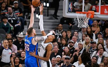 San Antonio Spurs - Oklahoma City Thunder