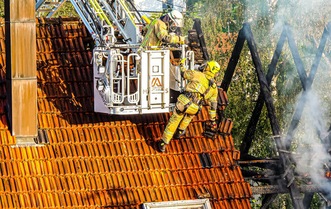 Nach dem Brand ist das Wohnhaus derzeit nicht bewohnbar.