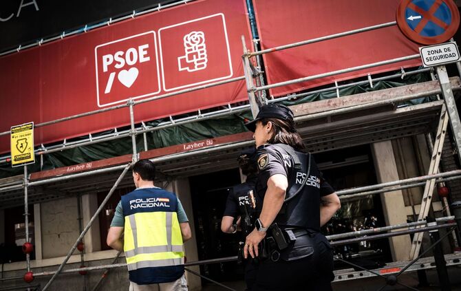 Polizeieinsatz bei Sanchez-Partei in Madrid