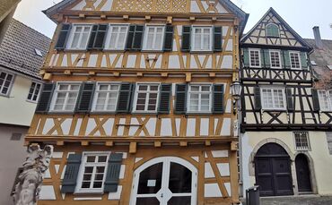 Das Stadtmuseum am Kirchplatz ist marode. Da die Stadt Schorndorf mit Sanierungskosten in Höhe von 10,8 Millionen Euro rechnet, 