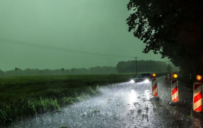 Gewitter mit Starkregen