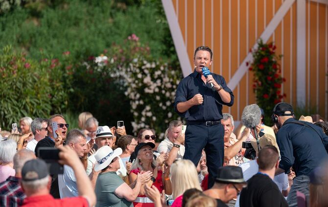 Auftakt neue Staffel  "Immer wieder sonntags“