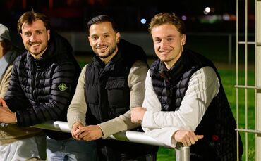 Backnanger Delegation mit Waiblinger Zukunft: Beim FSV-Spiel gegen den SV Fellbach ließen sich auch die Neuzugänge Mika Müller (