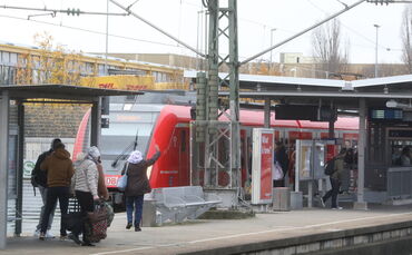 Von Montag auf Dienstag kommt es zu Fahrplanänderungen (Symbolfoto).