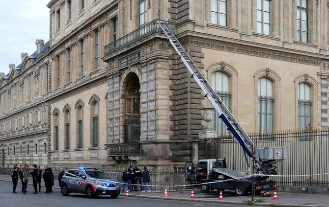 Nach Kunstraub im Louvre weist mögliche Spur nach Belgien