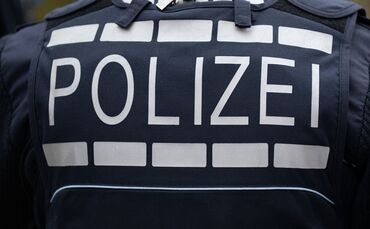 Polizeieinsatz in Böblingen: Bei einem mutmaßlichen Raub wurde ein Mann verletzt. (Symbolbild)