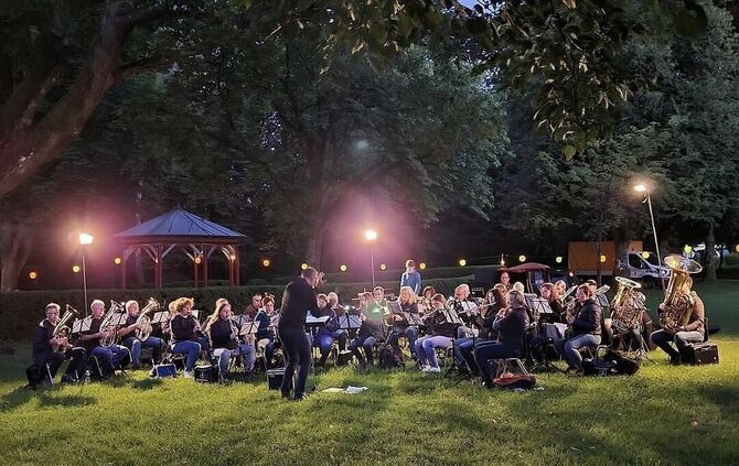 Romantisches Waldfest der Stadtkapelle Welzheim.