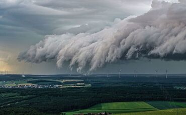 Gewitterfront über Baden-Württemberg