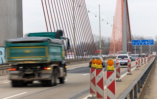 Bonner Rheinbrücke A565