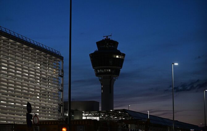 Flughafen München stellt Betrieb ein