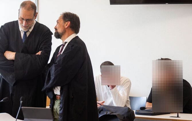 Auftakt Prozess wegen Sprengung von Geldautomaten