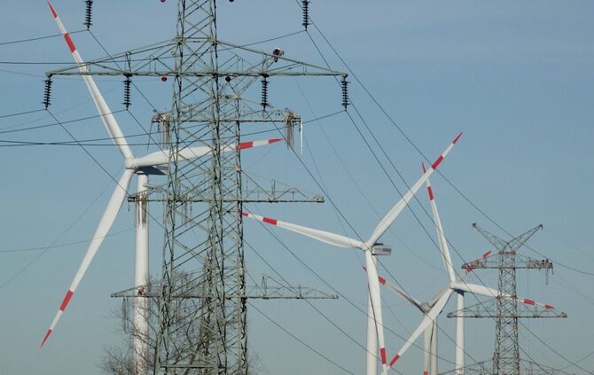 Deutschland erzeugt mehr als die Hälfte seiner Stromproduktion aus erneuerbaren Energien