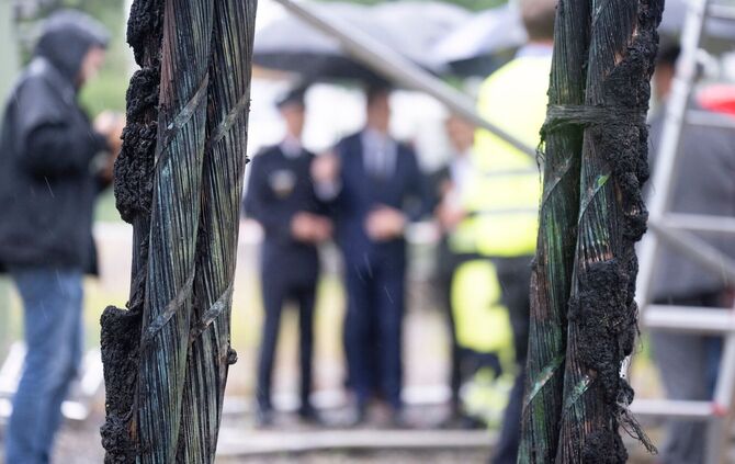 Bislang gibt es keine Hinweise auf Täter und Motiv nach dem Feuer in Umspannwerk.