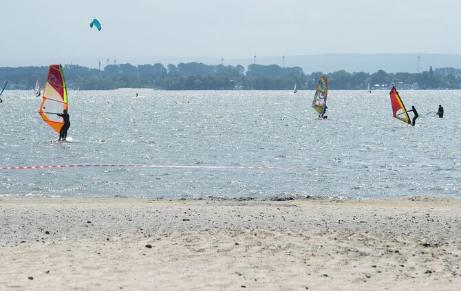 Phosphor am Surferstrand am Steinhuder Meer